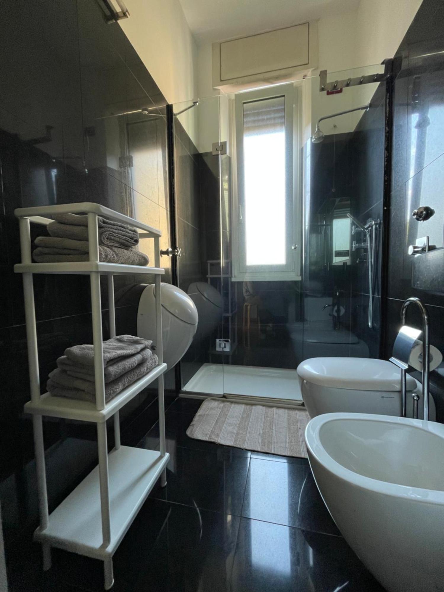 Pied A Terre Sant'Agostino Apartment Milano Ngoại thất bức ảnh
